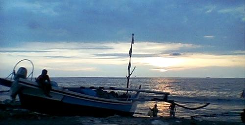 Sunset - This photo taken from Padang Beach, West Sumatra, Indonesia