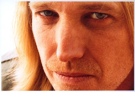 tom petty - photoshoot pictures of petty, zoom in on his face