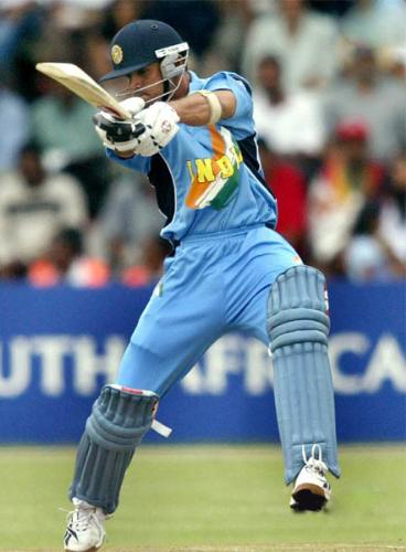dravid - I love this man, he did wonders to Indian cricket. He is Mr Dependalbe THE WALL  Rahul Dravid