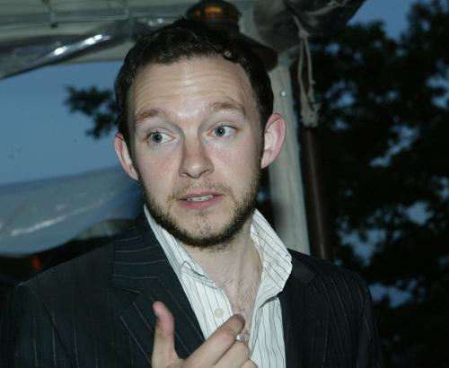 Nathan Corddry - Nathan Corddry plays the role of Tom Jeter