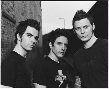 stereophonics - another great black and white picture of the stereophonics