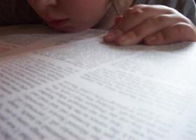 reading - child reading