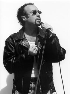 Bad Company - Bad Company, the singer performing live, black and white picture!