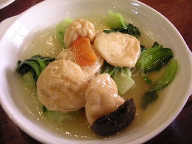 Qibao Delicious - Fried Puff - It's fried puff, but it's not ordinary fried gluten puff. Guess what it makes of? :))) fish