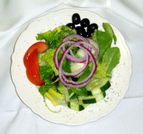 Salad - A good way to carry on a healthier life, eating lots of salad!