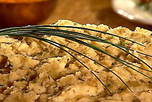 Sandra Lee's Buttermilk Mashed Potatoes - mashed potatoes