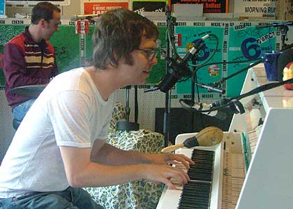 ben folds  - ben folds at his piano, rockin the suburbs