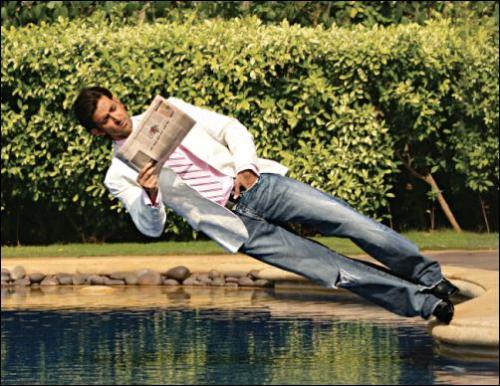 study while tedy - now a days peole use to study like many differnt ways see the pic. what it discribe
