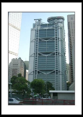 Hong kong bank - The hong kong bank is an architectural wonder