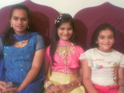 Shweta and cousins - At a Party
