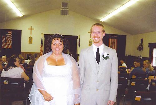 Happy arent we?? - We where walking down the aisle for the first time as man and wife. YYYIIIIPPPPPEEE!!!!!!!!!!!!!!
