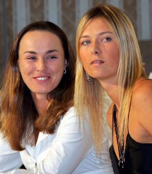 She is the most beautiful player of tennis - She lays tennis really greatly