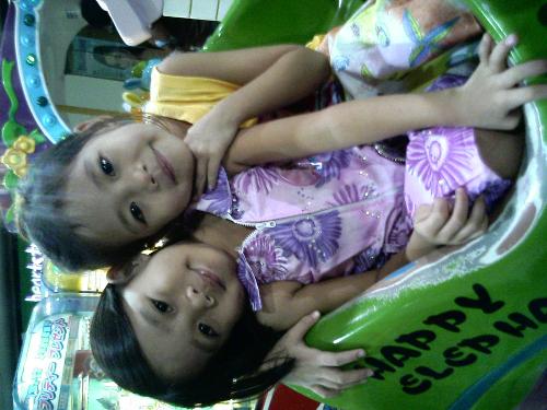 my niece - look at my niece, they are both cute.. right? two little sweet kids...