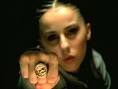 lady sovereign - showing her sovereign ring