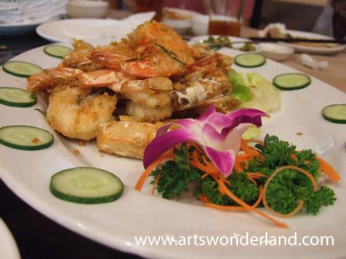 Crispy prawn - This dish is call milky crispy prawn. ???. yummy food.