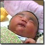 Heavy baby born in China.  - China&#039;s heavy baby, born weighing 6.25kg (13.75 pounds)!!!