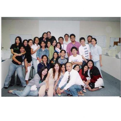 Outstanding Western Wats Batch! - this photo was taken during my trainee days here in Western Wats, the company i'm working with as of press time. . .:-) Oh i miss those days, i miss my batchmates, i miss the over-air-conditioned room and the relaxing life we had. . .hehehe take note we look younger in those days. . .!