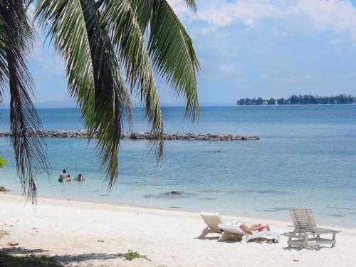 Beautiful beach scenery - scenery