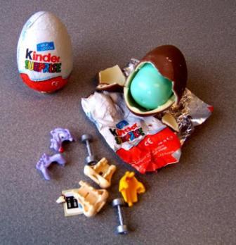 kinder surprise egg - KINDER SURPRISE EGG photo.