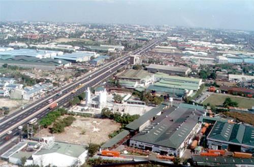 Muntinlupa City - aerial shot of one major highway on the south of manila thru muntinlupa city.