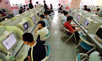 China&#039;s internet cafes - A scene of China&#039;s internet cafes