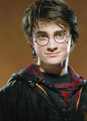 Daniel Radcliffe - Daniel Radcliffe (17, played as harry potter in all the harry series )has recently signed for the rest of the two books.namely harry potter and the half blood prince and the deathly hallows