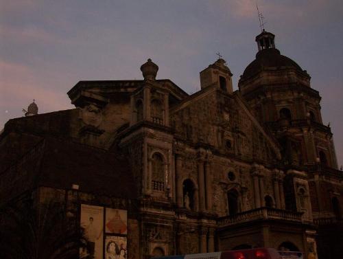 Binondo Church - this is Binondo Church in Binondo Manila, Philippines. even it's already dark when i took this shot, i guess we could still see the beauty of the church and the sky...