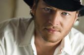 Blake Shelton - a pic of blake shelton