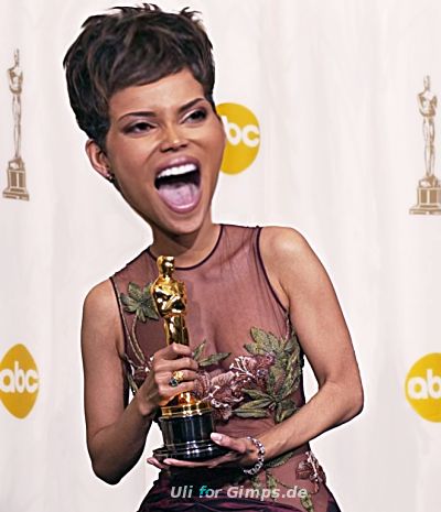 halle-berry-worp with oscar - A funny pic of halle berry WITH OSCAR