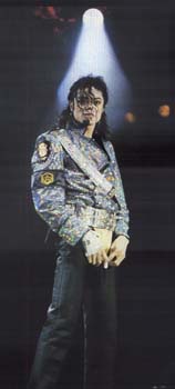 micheal jackson - this image shows music legend micheal jackson in aconcert show.
