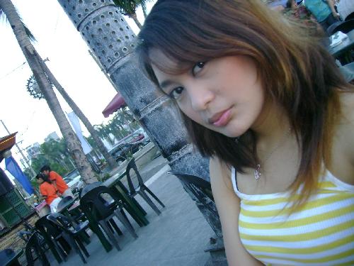 kate @ baywalk - this picture was taken @ Cafe adriatico by the bay while me and my freinds were watching the sunset