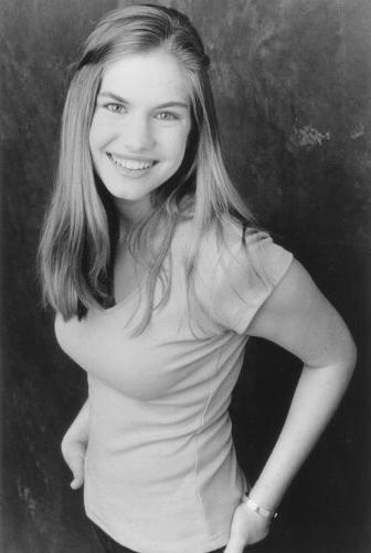 Anna Chlumsky - Beautiful actor Anna Chlumsky famous for My Girl.