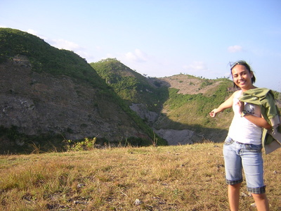 i love the view - This was taken last Sunday at San Carlos Heights where we had our nature hike towards the top of the mountain. It&#039;s so nice in here. :)