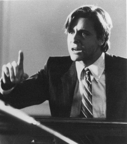 Judd Neslon - Image of Judd Nelson from the movie 'From The Hip' where he played up and coming defense attorney 'Robin 'Stormy' Weathers