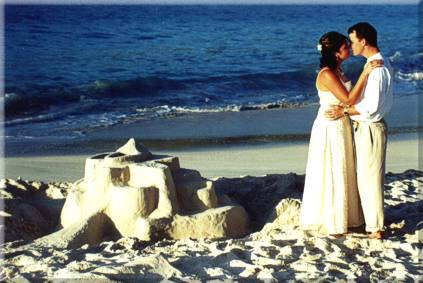 relationship - image of two people on the beach