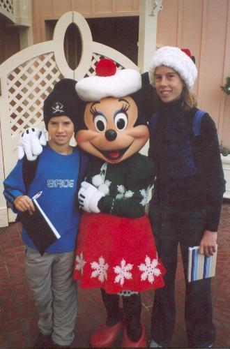 My children - My children with Minnie Mouse at Disneyland