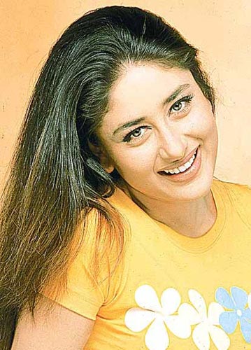 Do u like her????? - she is youngest girl in Kapoor family,she hs cute looks, she is an grt actress too, i like her so much,not jus because of her cute looks but also of her silly expresions,,,she is gorgeous!