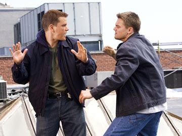 the departed - Matt Damon and Leonardo DiCaprio fight on top of a building in The Departed