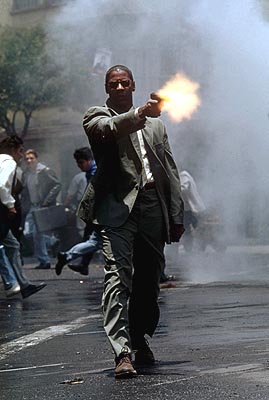 man on fire - denzel washington in Man On Fire