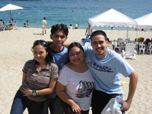 hanging at the beach - This is a picture taken at Blue Coral, a resort in Batangas. The people with me are Jason, Gladys and Jhodel.