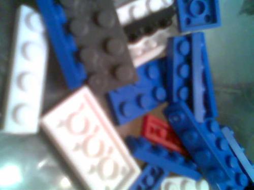 mega blocks! - These are my cousin's Mega Blocks! My brother constructed our cousin's huge boat made out of Mega Blocks last Sunday. :D It took him around 3 hours to complete the whole figure!