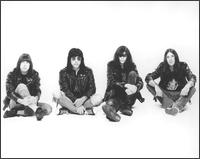 the ramones - Picture of the ramones, this ancient rock and roll band that took over the world!