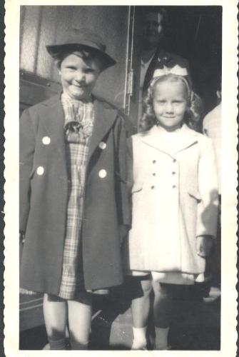 ist grade pal - Ann and Carolee