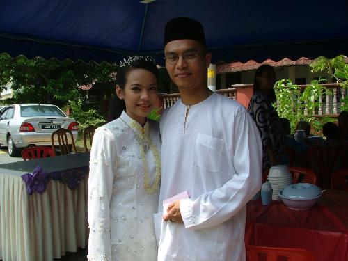 me & my wife - picture taken on our wedding day.Such a memorable, wonderful and beautiful day to remember.