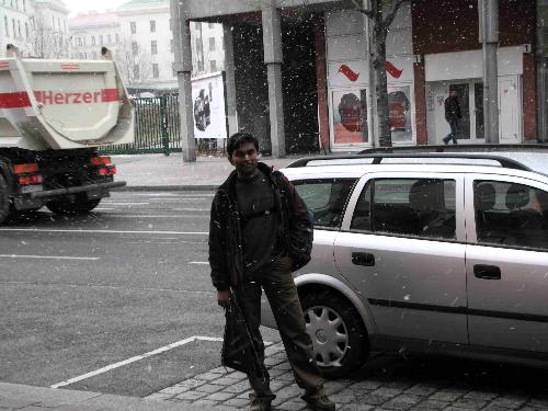 Its Me!! - Its Me!! I was in Vienna for sometime...This one is one of the best photos i like ...first time i saw snows!!!
