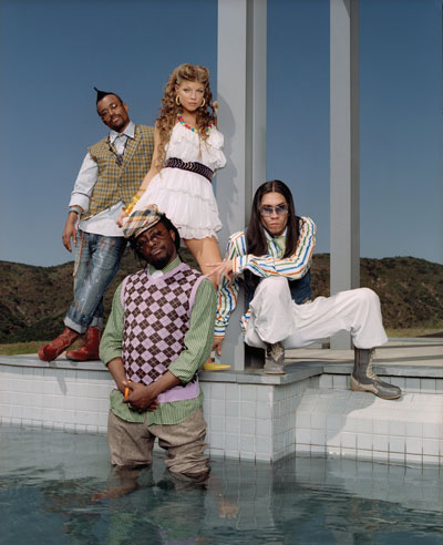 bep - Black eyed peas on water
