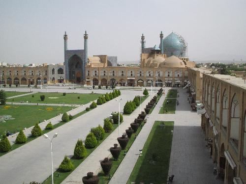 Naghsh-e-jahan Masjed-e-shah Esfahan - a beautiful mosque in spain