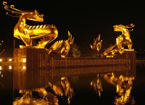 uprightness dragon -   they stand on the centre of my school, diffusing a solemn uprightness .
