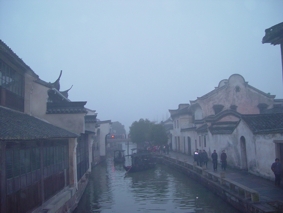 Wuzhen - river and old buldings