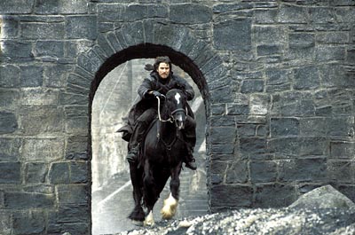 Reign of Fire - Christain Bale uses himself and a horse, to lure a dragon to its death trap.